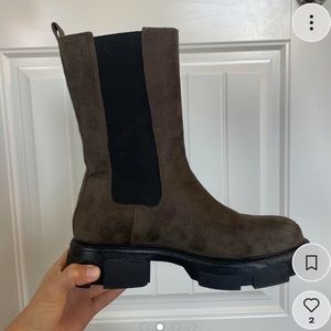 Suede olive chelsea style boots